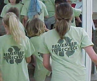 students with recycling shirts